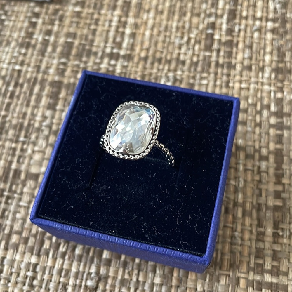 Swarovski Ring - Picture 5 of 12